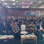 Universitas HKBP Nommensen Pematangsiantar (UHKBPNP) menggelar Dies Natalis ke-8 dan Wisuda VII Periode II Tahun 2025 di Auditorium UHKBPNP, Kota Pematangsiantar. Foto: Humas Polres Pematangsiantar.